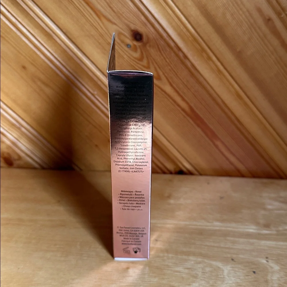Too Faced Damn Girl Volumizing Mascara